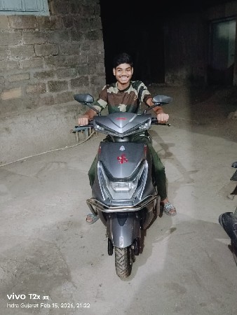 ઇલેક્ટ્રિક સ્કૂટી વેચવાની છે