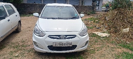 Verna fluidic 2012