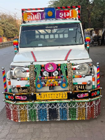 બોલેરો વેચવાની છે