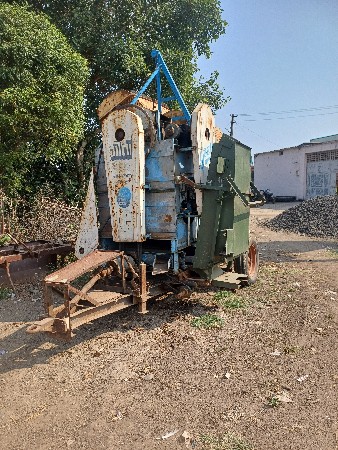 ગીત થેશર  મોડલ 21 સણાસોયાબિન ની