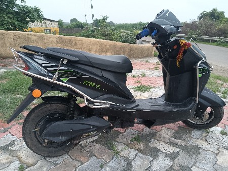 electric scooty