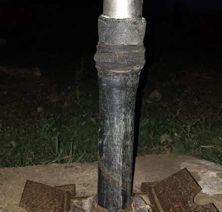 બોર નો  ૨ નળો વેચવોનોછે ૩૦૦ ફૂટ છે