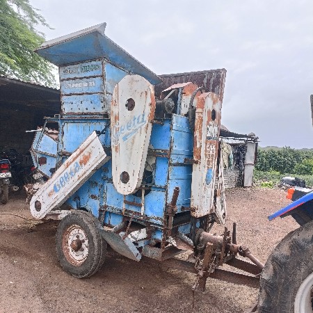 બે2 ગીતા થ્રેસર વેચવાના જમ્બો છે