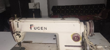 સિલાઈ મશીન વેચવાનું છે
