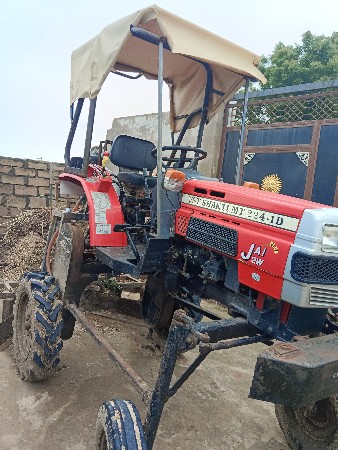 મીની ટ્રેક્ટર વેચવાનું છે