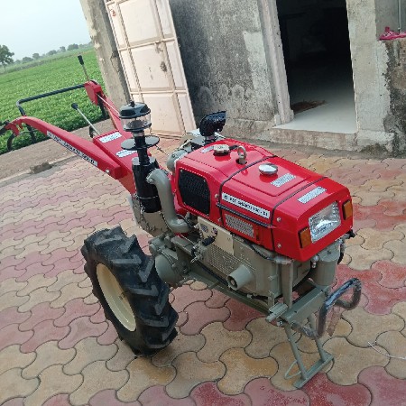 શીંગડા  વારુ vst   ટ્રેક્ટર  સાવ ન