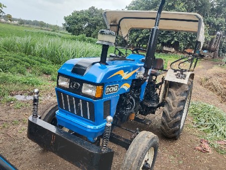 આ ટ્રેક્ટર વેચવાનુ છે