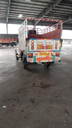 બોલેરો પીકપ મેક્સિ વેચવાનું છે