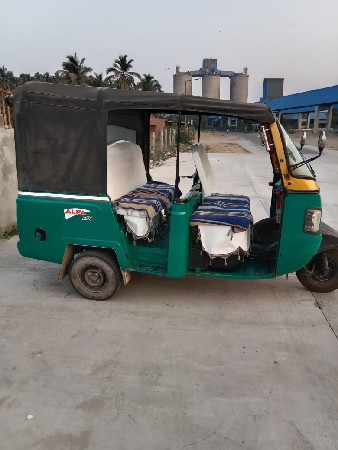 mahidra aalfa CNG