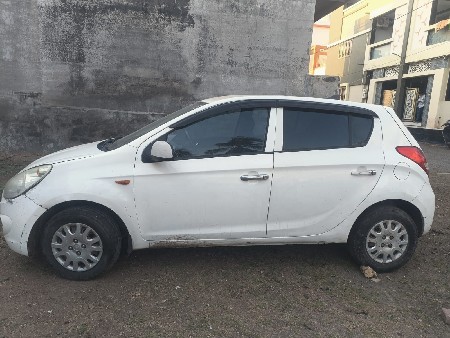 2010 petrol cng i20