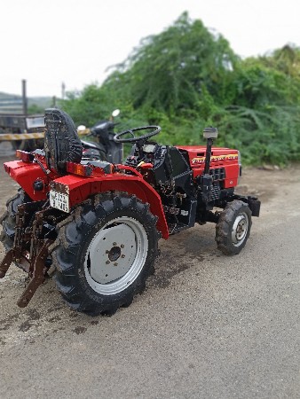 Mitsubishi 18 hp
