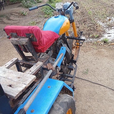 સનેડો સાદો છે