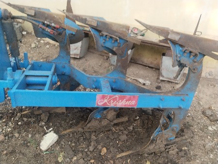 હાઇડ્રોલિક પ્લાઉ