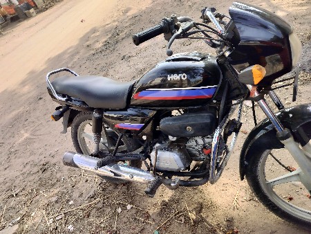 બાઇક વેચવું છે 2015 મોડલ