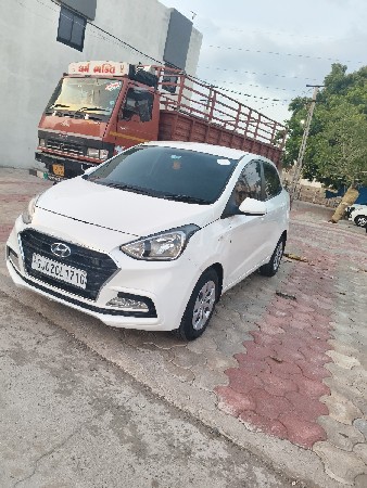 Hyundai xcent