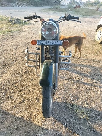બુલેટ વેચવાની છે