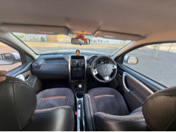 Renault duster 
Top model 
A1 condition 
First owner
