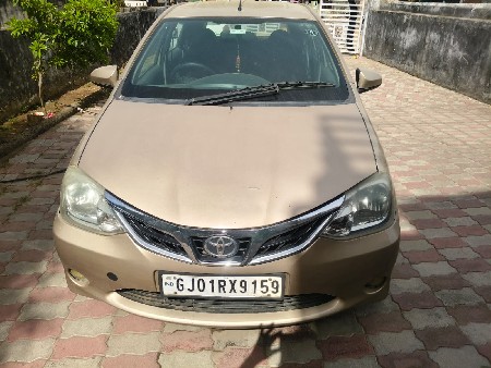 ટોયોટા લિવા 2012 મોડલ