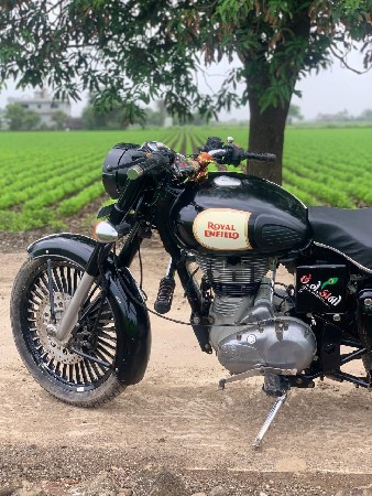 royal Enfield 2 બુલેટ છે