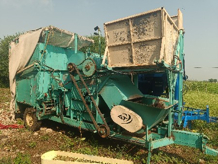 અક્ષર થેસર વેચવાનો છે