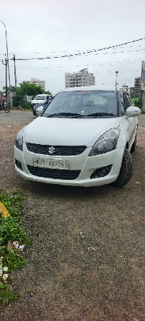 આ swift વેચવાની છે જુનાગઢ મધુરમ