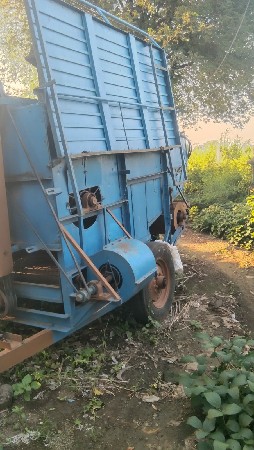 આ ઠેસર વેચવાનું છે