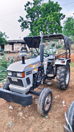 ટ્રેક્ટર વેચવાના છે