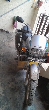 વેચવાની છે
