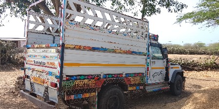 બોલેરો પીકપ વેસવા નો છે