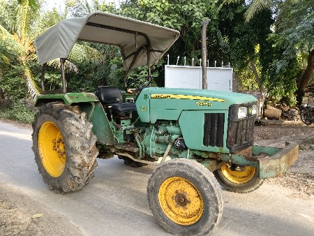Tractor vechvanu che 5038 D