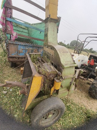 ચાર કટિંગ મસીન