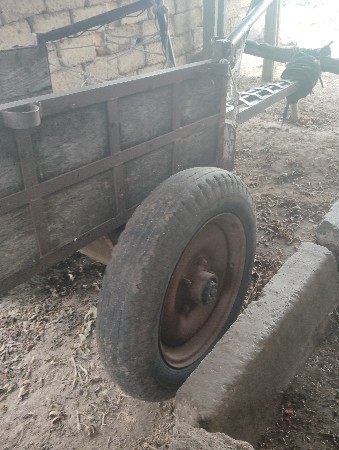 સેકડો વેચવાનો છે