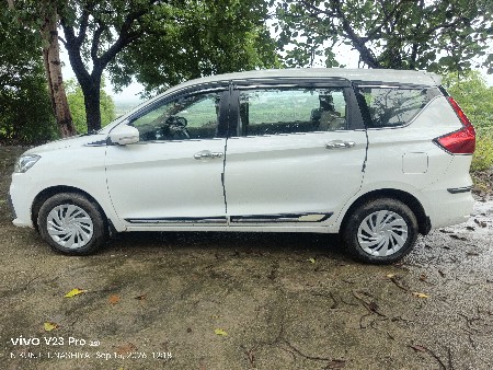 ઘરઘરાઉ ગાડી વેચવાની છે
