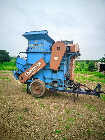 થ્રેસર વેચવાનું છે.
