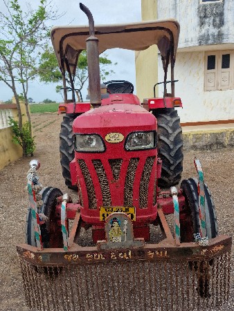 mahendra 475 વેચવાનું છે.