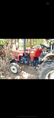 ટેકટર વિશ્વનું છે