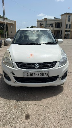 ફોર વ્હીલ-કાર વેચવાની છે