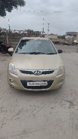 આ ગાડી વેચવાની છે