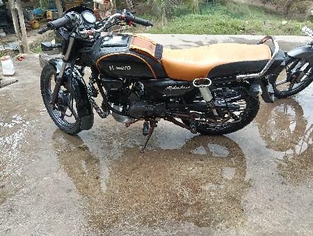 સ્પ્લેન્ડર વેચવાનું છે
