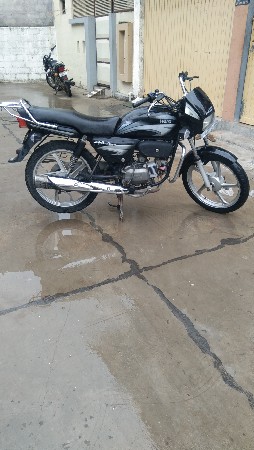સ્પ્લેન્ડર પ્લસ 2017