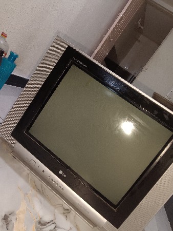 tv devanu chhe LG