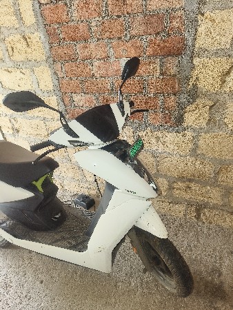 વેચવાનું છે