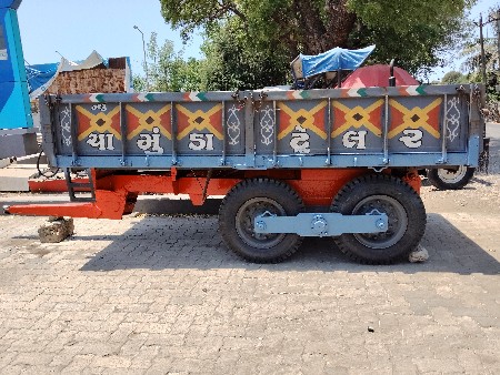 ચામુંડા ની ટોલી વહેંચવાની છે