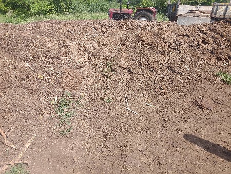 ખાતર વેચવાનું છે