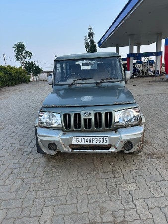 બોલેરો વેચવાનો છે