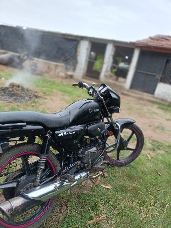 ગાડી વેચવાની છે