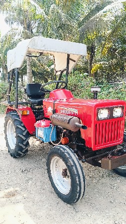 મીની ટેકટર વેચવાનુ છે
