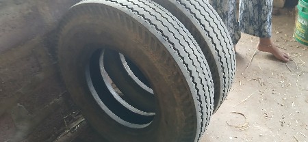 7.50.16 ના ટાયર વેચવાના છે.