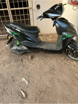 બેટરી વાળી ગાડી વેચવાની છે electric