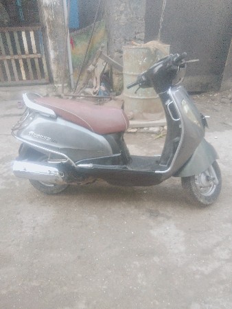 અેકસેસ  125